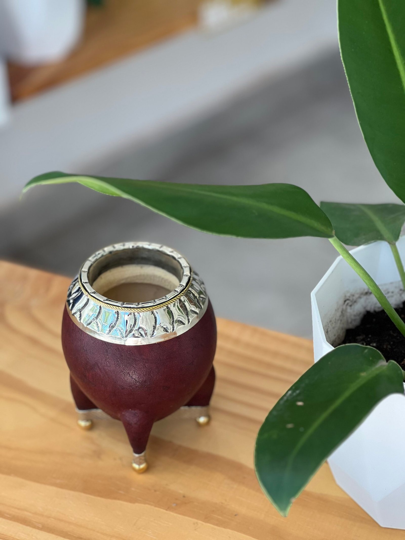 Torpedo cuero liso con base de alpaca - Imagen 3